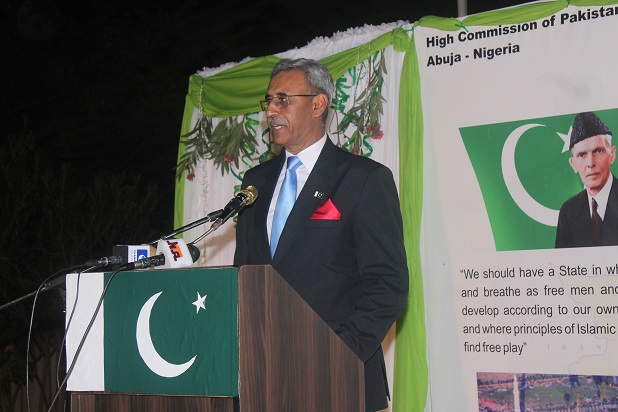 The High Commissioner of Pakistan to Nigeria , Lt. Gen.(Retd) Agha M. Umer Farooq, delivering a keynote address